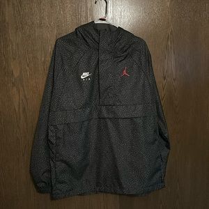 Jordan Men’s anorak pullover with hood